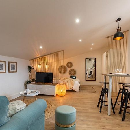 Apartmán Le Boheme - Netflix - Wifi - Vue Sur La Cite Medievale Et Les Toits Carcassonne Exteriér fotografie